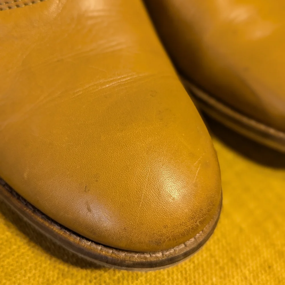 ✨ 4/$15 Aldo Blue and Tan Brogues